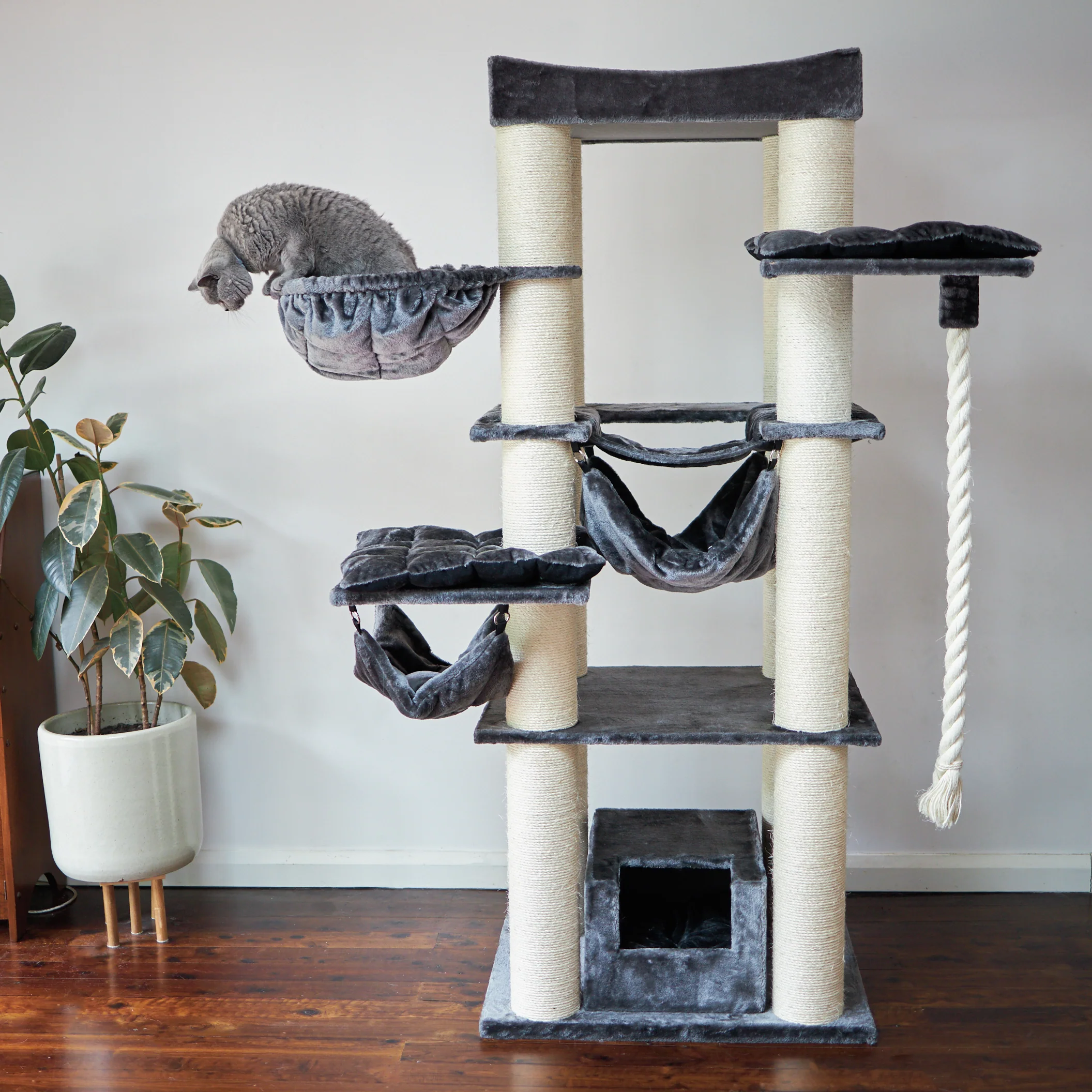 Kitty Tower Playground - Image 11