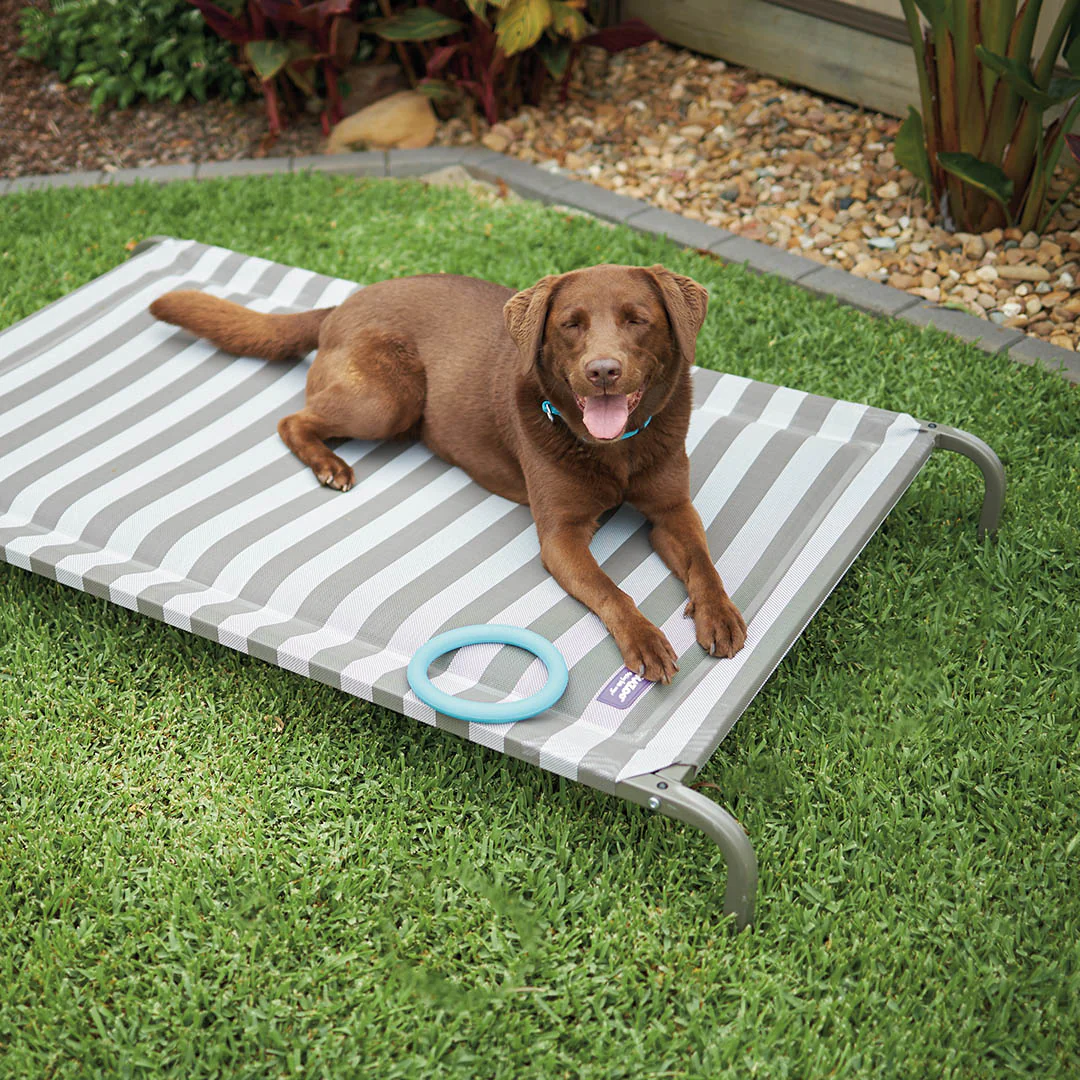 Pillow Top Outdoor Bed - Replacement Cover - Image 4